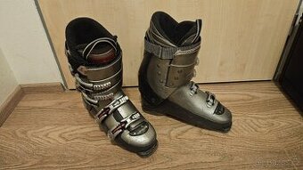 Preskace velikost nohy 44