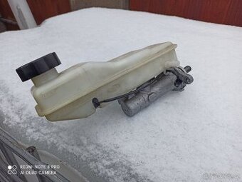 Hyundai H1 brzdový válec