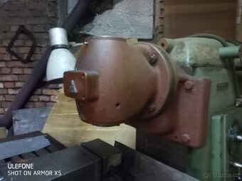 Hlava na frézku TOS FA3U