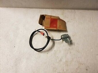 Bosch 1237330215 kondenzátor