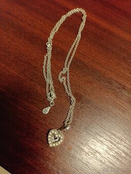 Stříbrný řetízek s přívěskem Pandora