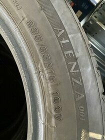 235/55/18 100V Bridgestone Alenza 001 5mm