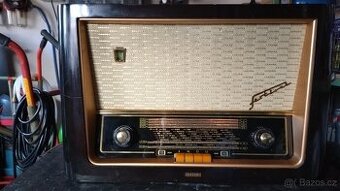 Prodám rádio Tesla Festival , ve slušném stavu .