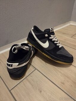 Nike Dunk Low SE Black Grey Gum Vel: 44.5