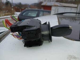 SPÍNACÍ SKŘÍŇKA NA MERCEDES W210 320 CDI