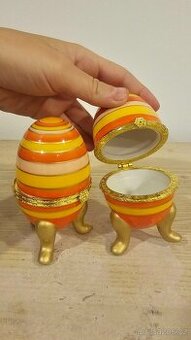 Dekorativní šperkovnice ve tvaru vejce