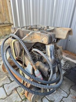 Otočná naklápěcí hlava SMP