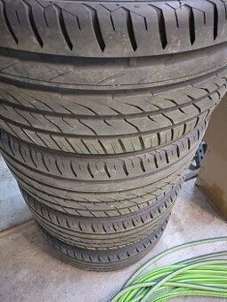 Letní 18" pneumatiky Mercedes C Bmw 3