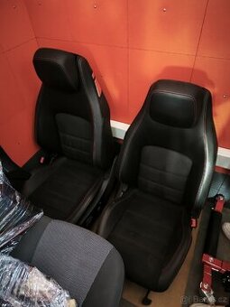 Mercedes Benz interiér