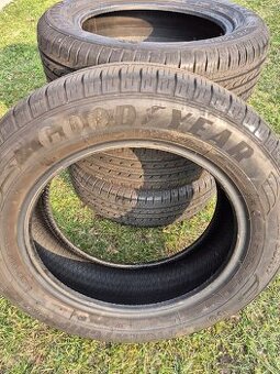 Letní pneu 4ks cena za vše 215/60 r17 Good Year SUV 4x4