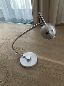 Dotyková stolní lampička - 1