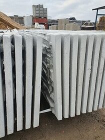 Betonový plot - desky a sloupky - 1