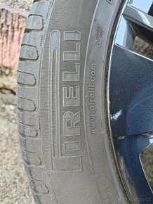 Pneu pirelli 235 /50 R19