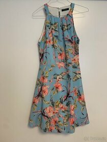 Letní květované šaty 36