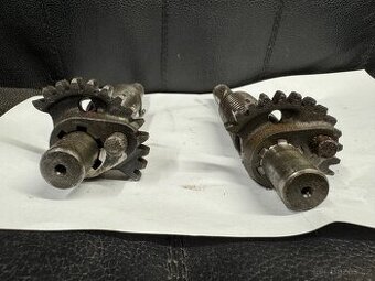 Jawa 550/555 start hřídel