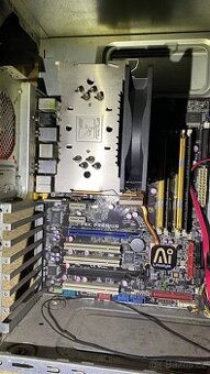 Intel 4jadro, 8gb ram, win xp /win 7