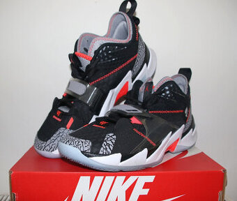 VÝPRODEJ NIKE: AIR JORDAN VEL 46