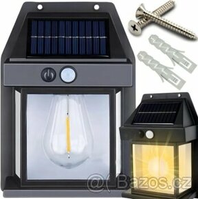 Zahradní nástěnná solární lampa černá COB žárovka