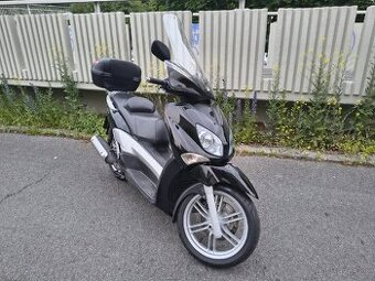 Skútr Yamaha X-city 250