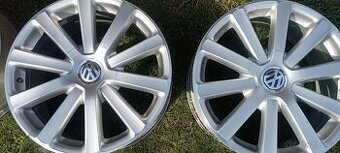 VW Touran R 18 - 1