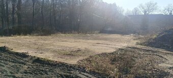 Pronájem betonové venkovní plochy cca 500 m2 - 1