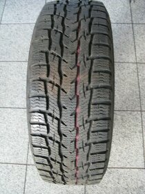 215/60R17C NOKIAN KOUPIM HAKKAPELITTA