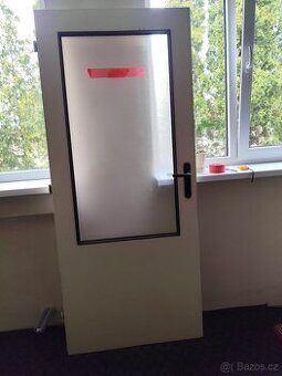 Dveře