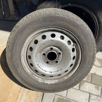 Pneu TOMKET 195/65R16