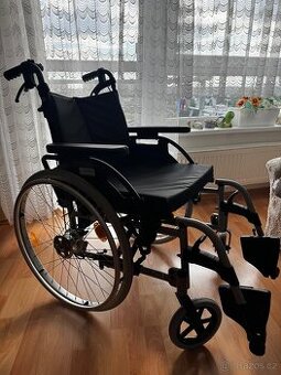 Invalidní vozík Breezy Parix2 + přídavný pohon EMPULSE R20
