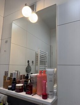 Zrcadlo s polickou a svetlem 80x60