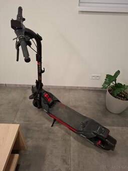 Elektrická kolobežka Segway eKick ZT3 Pro E