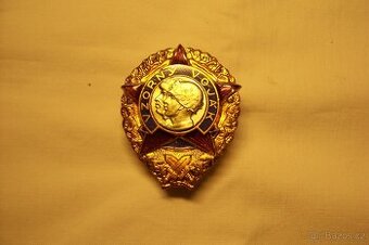 VOJENSKÁ A CIVILNÍ VYZNAMENÁNÍ