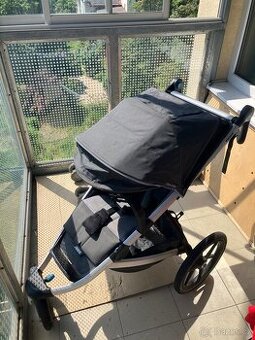 Thule Urban Glide 2 vcetne madla a korbicky s plastenkou