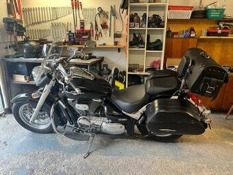 Suzuki C800 Intruder