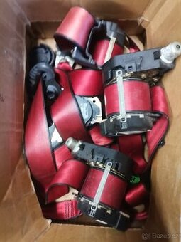 Červené pásy fabia 1