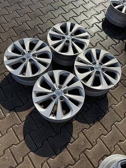 Alu Toyota 5x114,3r17 7J ET 50