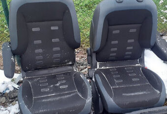 Citroën Berlingo II / Peugeot Partner II - Přední sedačky