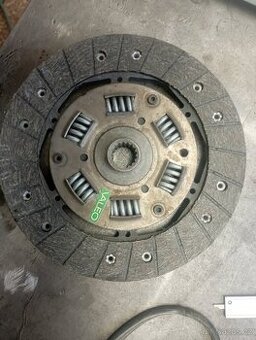 Lamela spojky Škoda 100