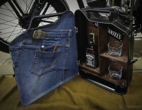 Minibar kanystr Jack Daniels černý