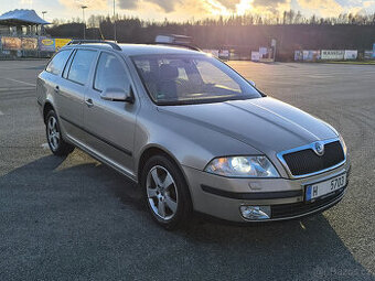 Octavia Combi 2.0 Tdi 103kW BKD Xenony Webasto STK Kamera