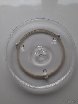 Otočný talíř do mikrovlnky