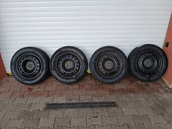 FIAT 500X + JEEP RENEGADE disky s novými zimními pneu 215/60