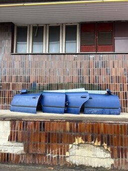 Dveře Subaru Legacy sedan BH (3. generace)