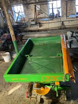 Prodám rozmetadlo průmyslových hnojiv ZDT 1-070