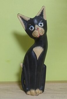 DŘEVĚNÁ KOČIČKA