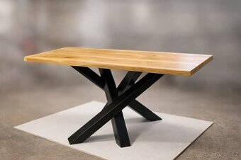 Jídelní stůl 130×80 – dubový masiv, ocelová podnož .