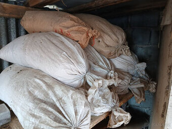 Piliny devět pytlů