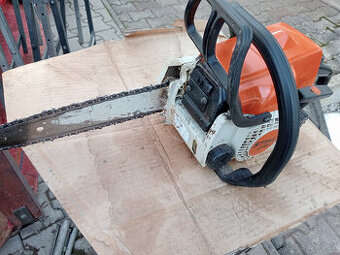 Prodám-motorová pila Stihl 018C (MS180)