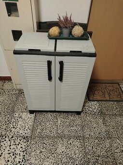 Skříň na tříděný odpad