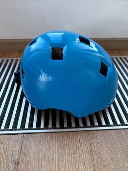 Dětská helma /přilba Oxelo B100 modrá XS